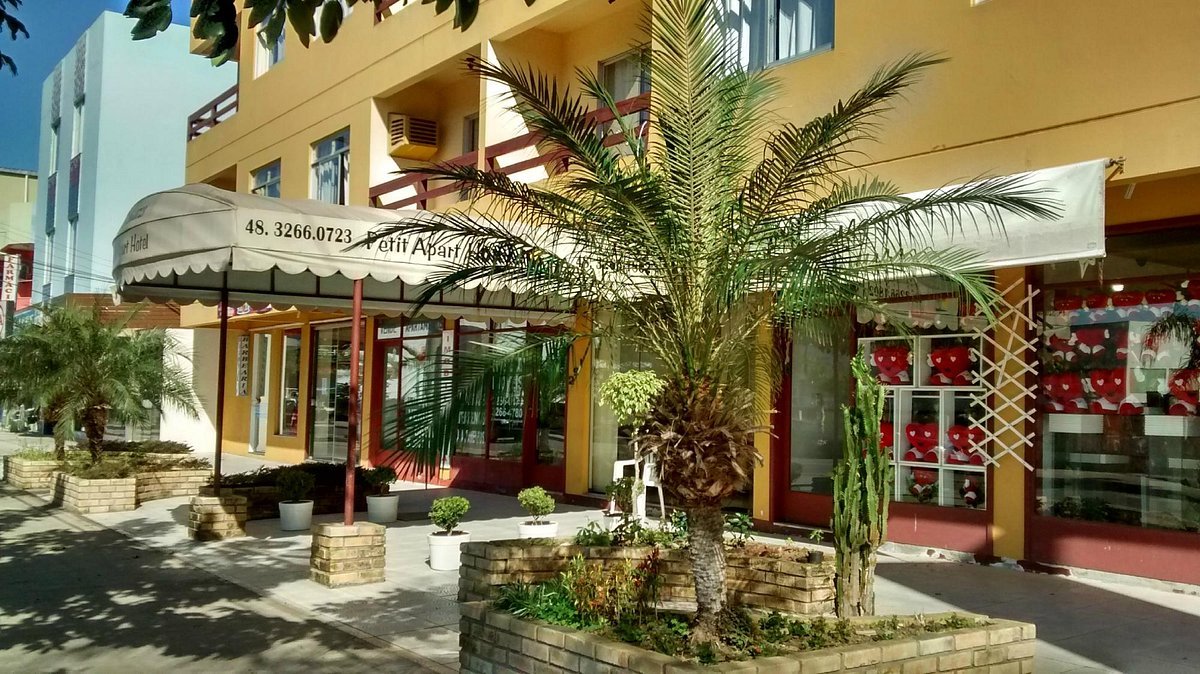 Hotel Petit Praia