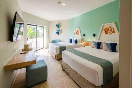 Viva Wyndham Maya